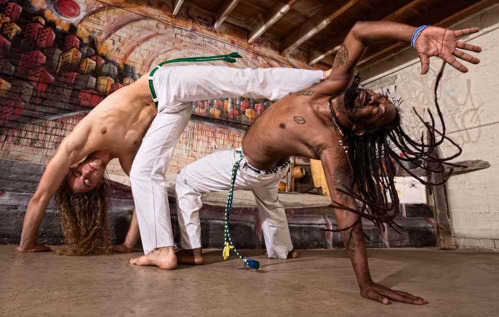2 Capoeira players