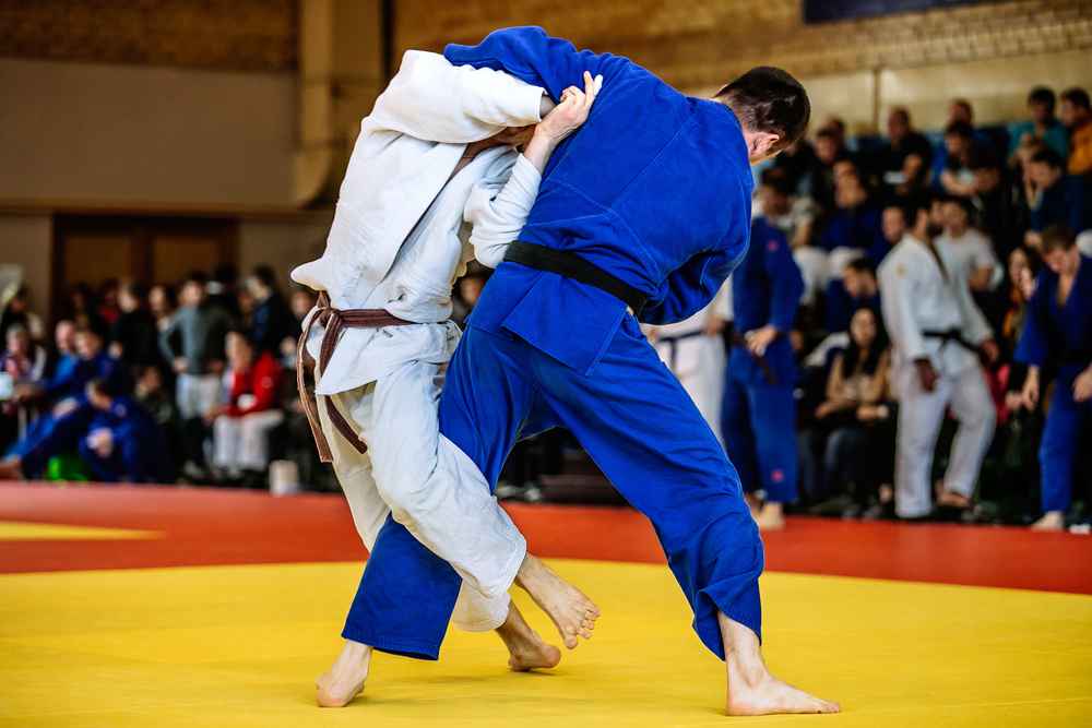 judo players competing